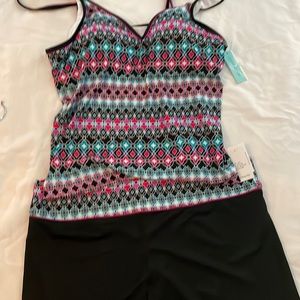 Womens tankini. Southpoint. 18W. NWT